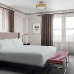 Hotel Phillips Kansas City, Curio Collection By Hilton