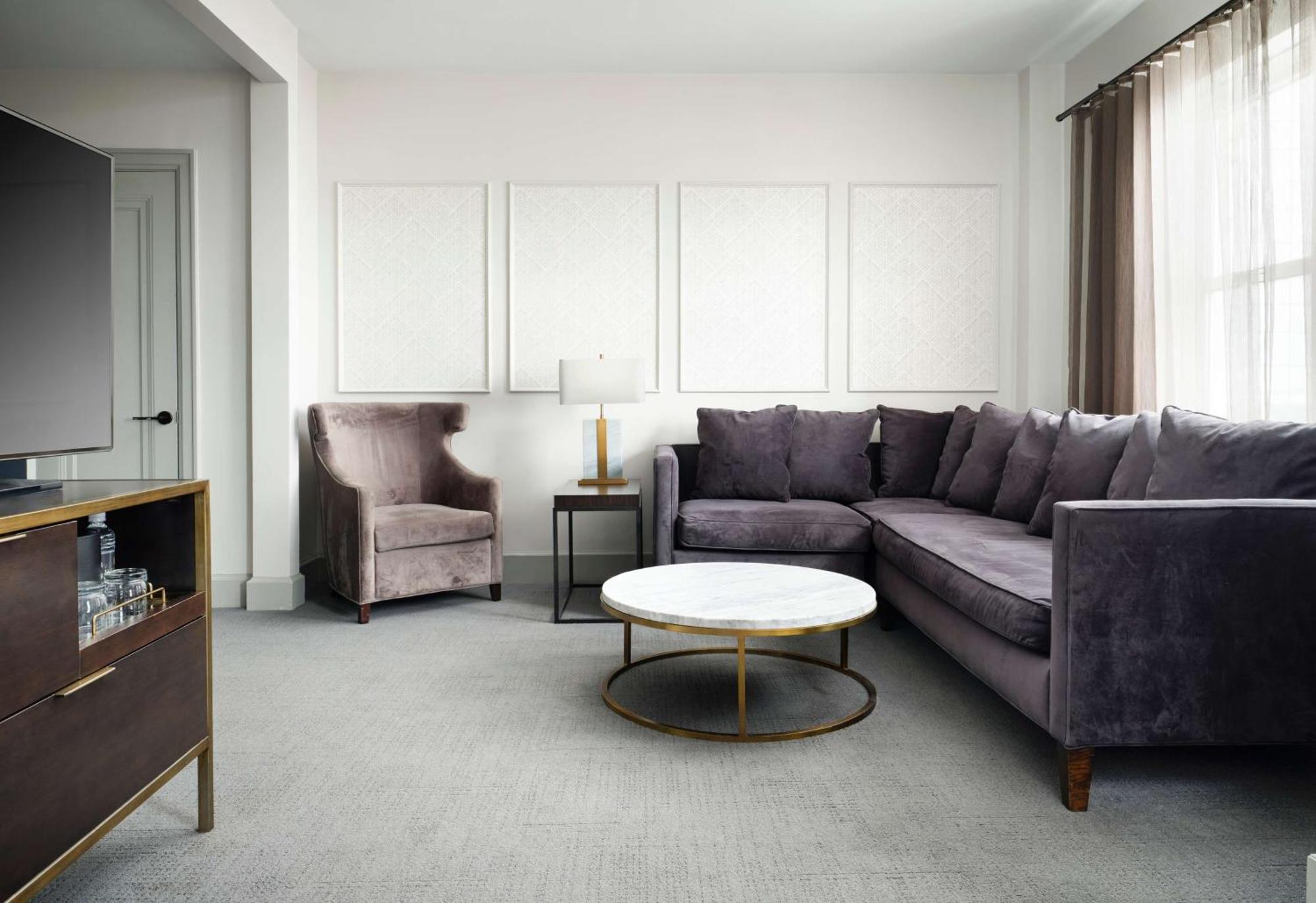 Phillips Kansas City, Curio Collection By Hilton Kansas City