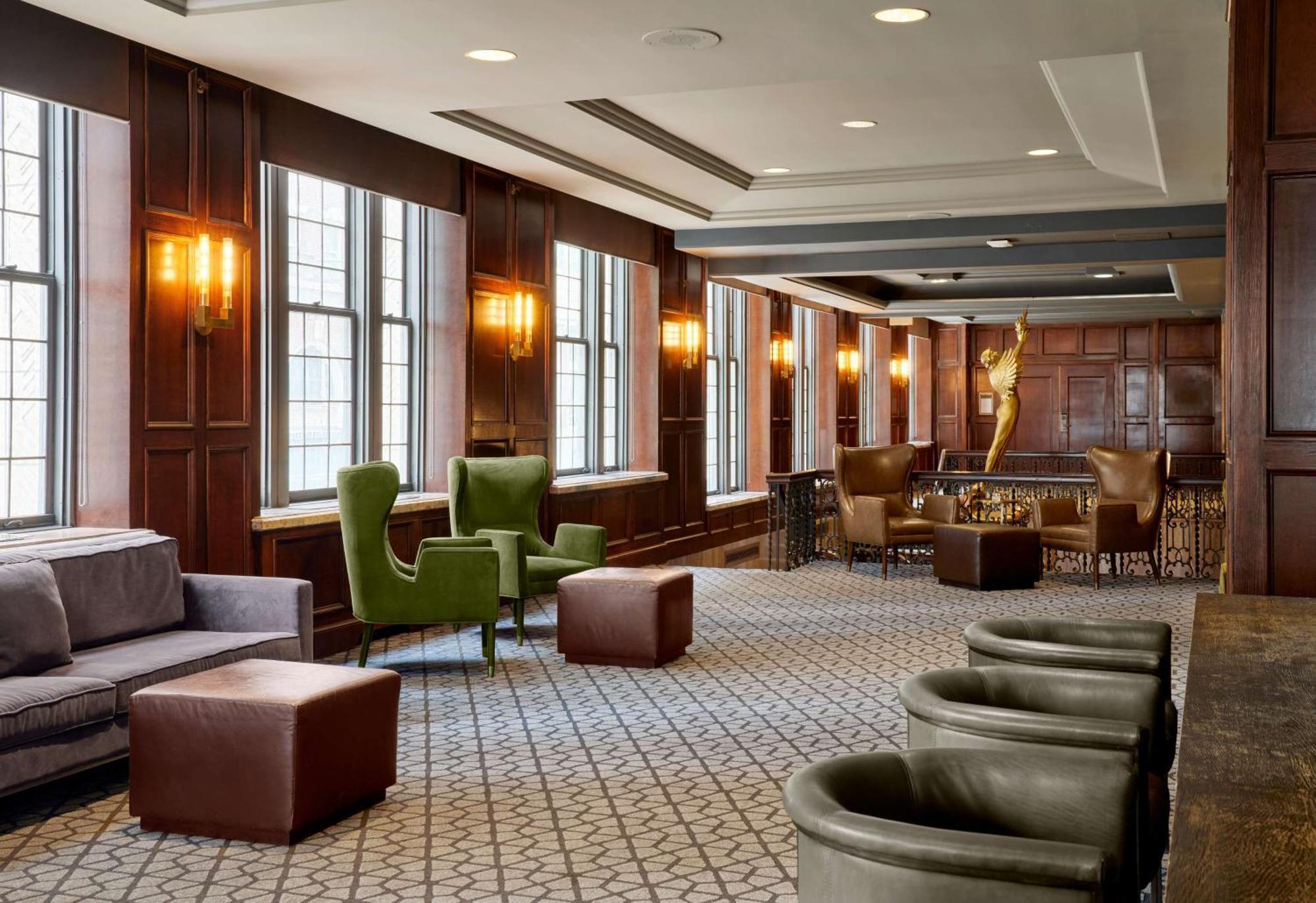 Hotel Phillips Kansas City, Curio Collection By Hilton Kansas City