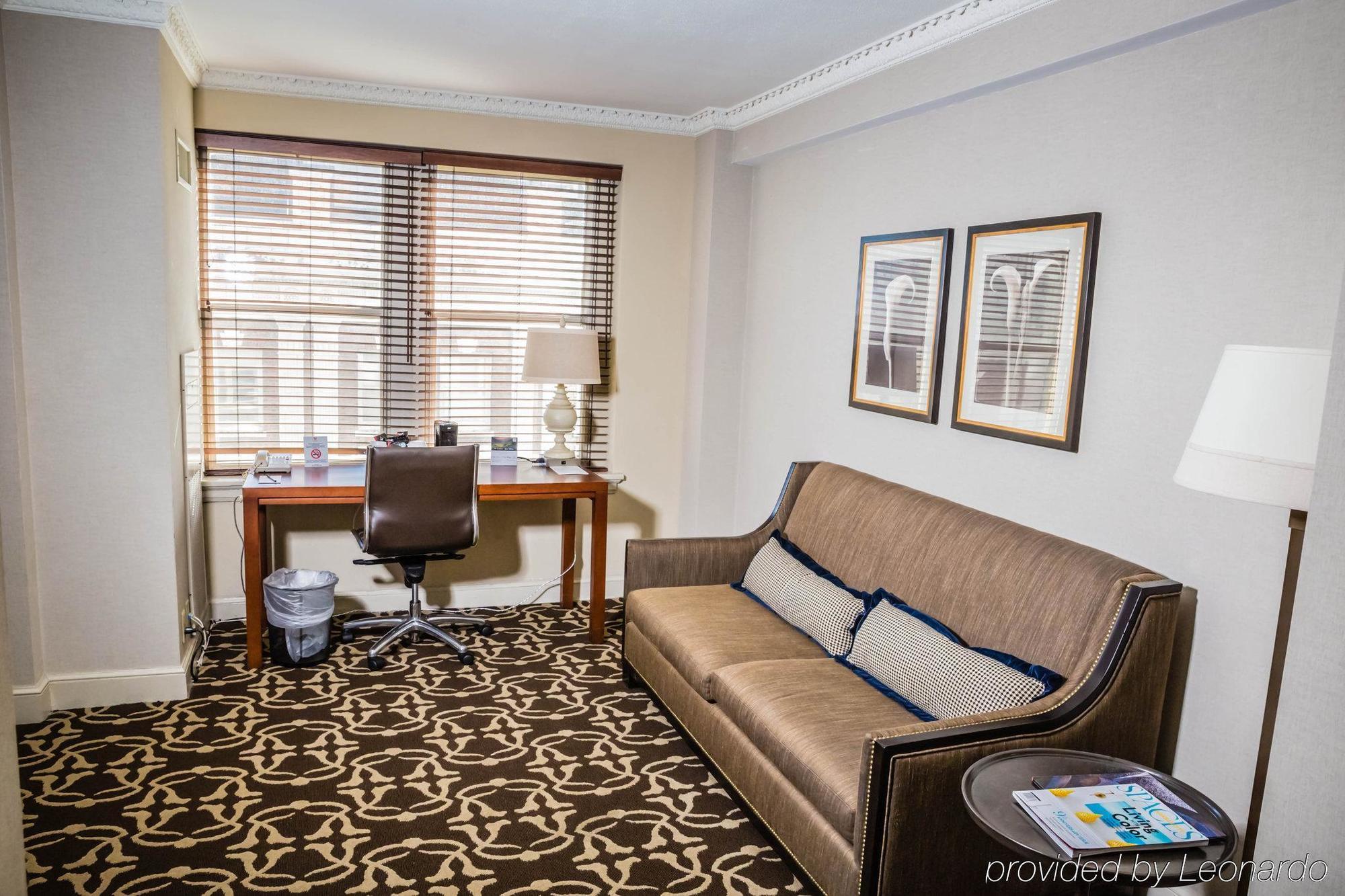 Phillips Kansas City, Curio Collection By Hilton 4* Kansas City